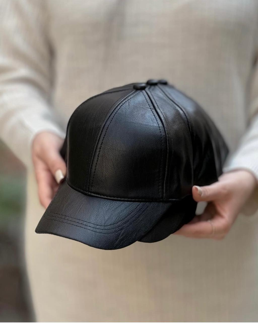 Casquette En Cuir