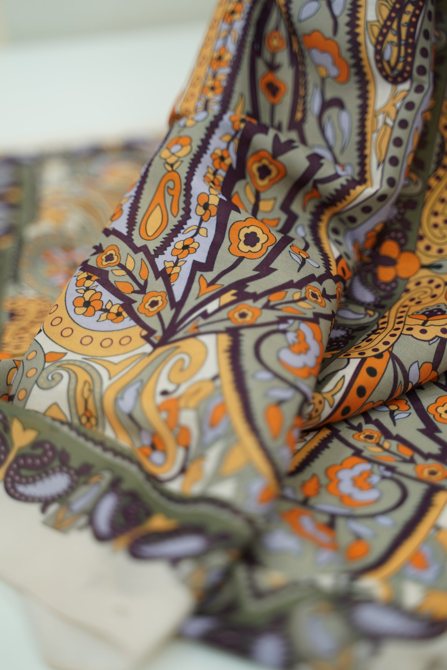 Foulard imprimé1,85cm/85cm