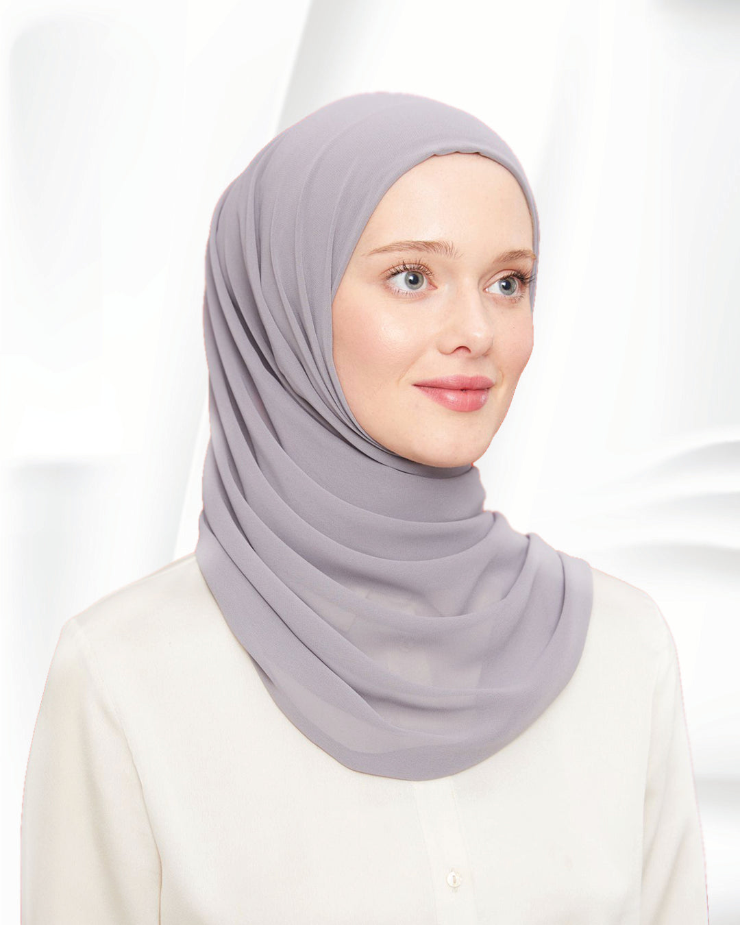FOULARD CHIFFON AVEC BONNET EN COTON INTÉGRÉ