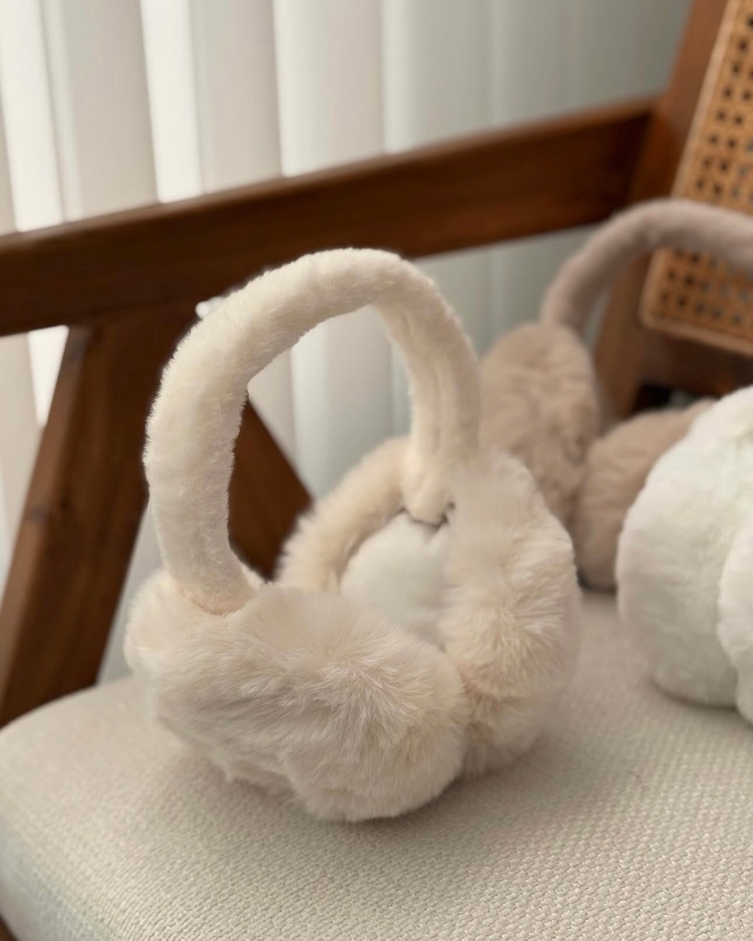 CACHE OREILLE EN FORRURE