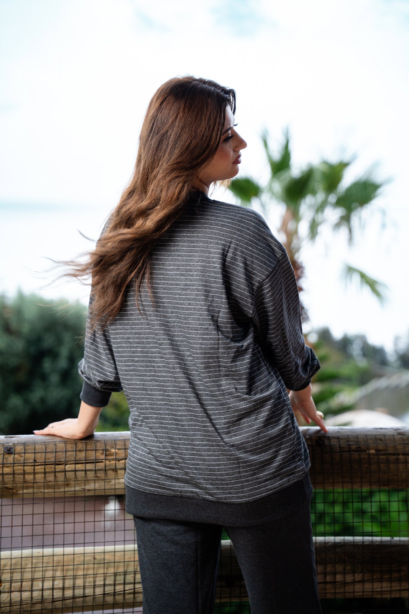 SET GRAY